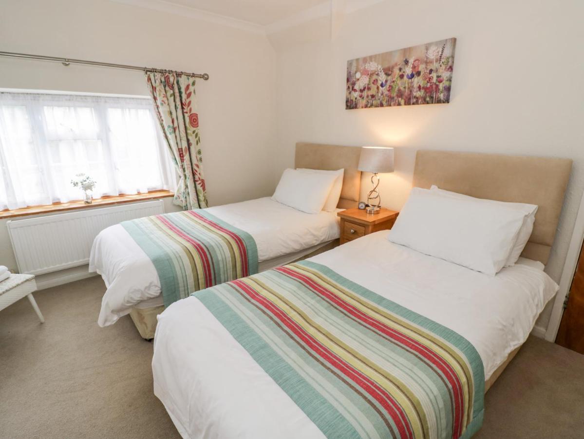 The Malins Apartment Moreton-in-Marsh ภายนอก รูปภาพ
